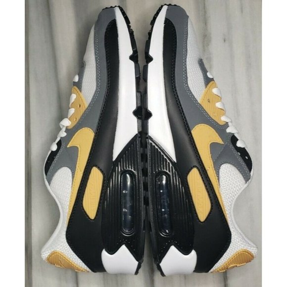 NIKE AIR MAX 90 MEN\'S SIZE 10 NEW With BOX (no box top)! main image 5